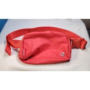 Lululemon Belt Bag Womens One Size‎ Coral Pink Everywhere Fanny Pack Crossbody